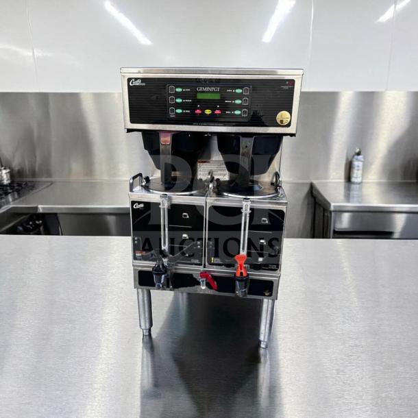 Exceptional condition Wilbur Curtis GEMTS10A1000 coffee brewer, 1.5-gallon capacity, fully tested, operational, 220V.