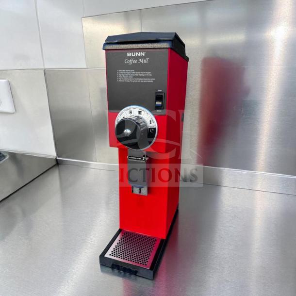 Red Bunn G3 HD 3 lb. Bulk Coffee Grinder in elite condition, commercial grade, model 22100.0001, fully tested.