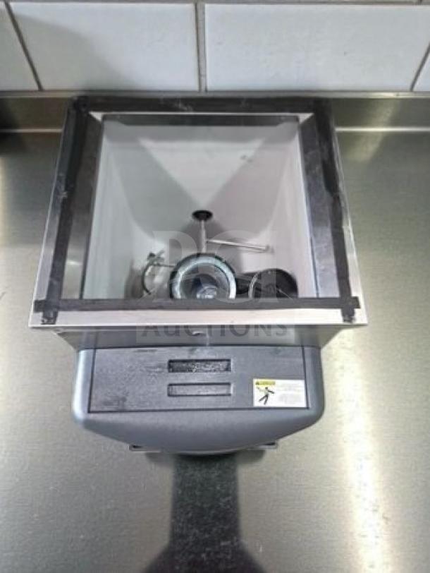 Lancer FS30 Flavor Select Series ice and soda dispenser in exceptional condition, fully operational, labeled "LAN-L-BEV-0526."