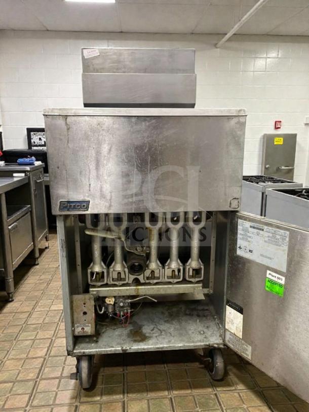 Dean Commercial Gas Fryer, exceptional condition, natural gas, fully tested, model DEN-L-FRY-0059, visible labels included.