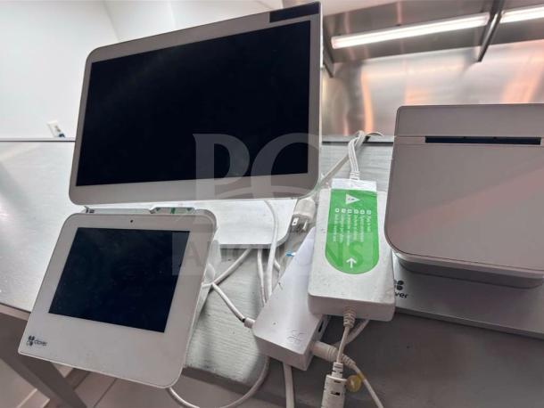 Clover POS Station System with touchscreen register, receipt printer, and customer display. Fully tested, excellent condition.