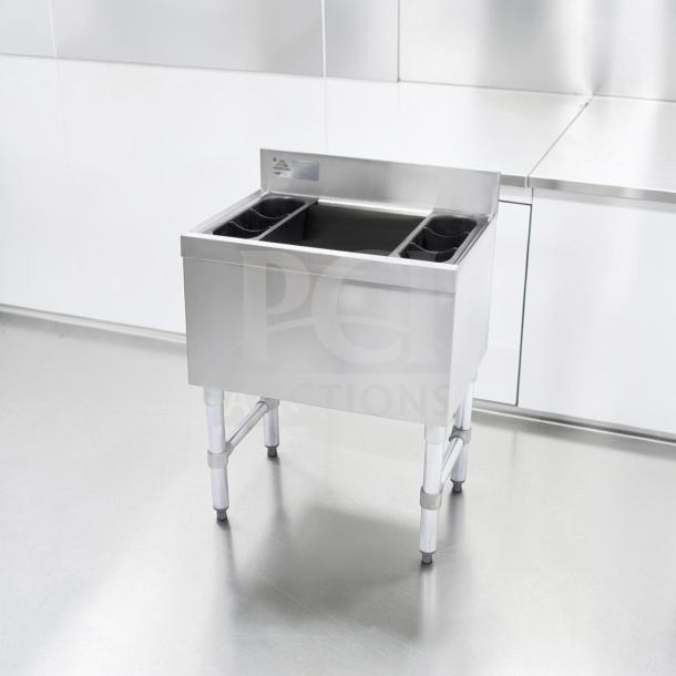 Advance Tabco SLI-12-36-7 36" underbar ice bin, stainless steel, 7 circuit cold plate, superior condition, fully tested.