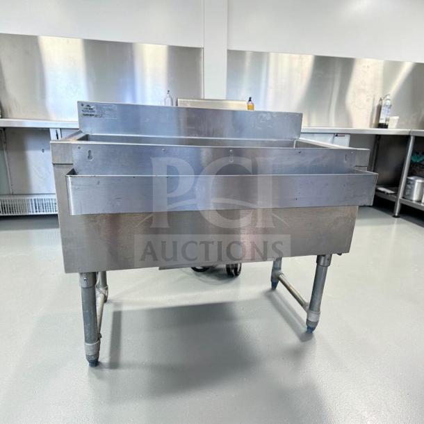 Advance Tabco SLI-12-36-7 underbar ice bin, stainless steel, 36", 7 circuit cold plate, excellent condition.