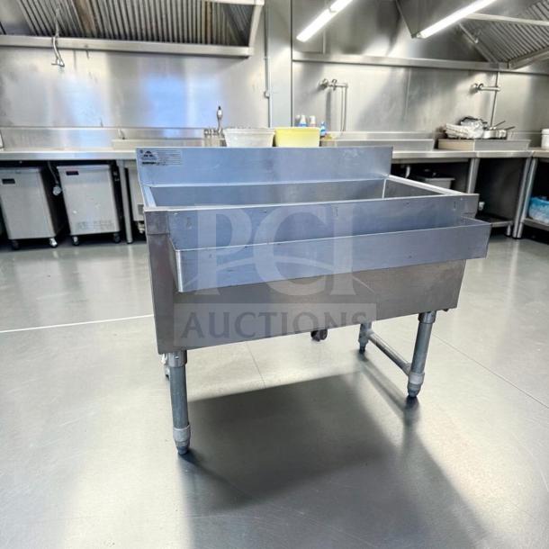 Advance Tabco SLI-12-36-7 underbar ice bin, stainless steel, 36", 7 circuit cold plate, excellent condition.