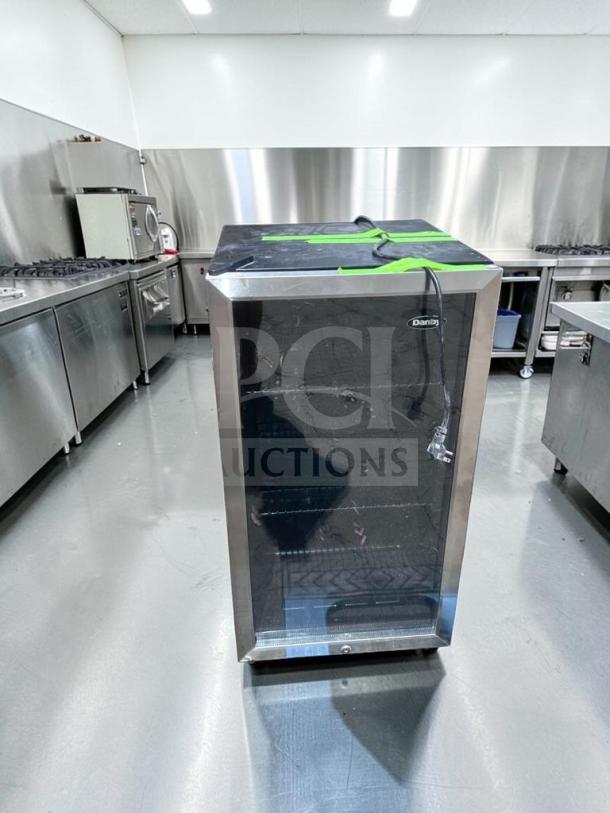 Danby DBC120BLS-3 Beverage Center, 3.5 Cu. Ft., glass door, freestanding, excellent condition, fully tested, 115V.
