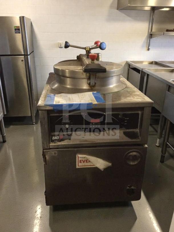 BKI stainless steel commercial pressure fryer, floor model, premium condition, fully tested, model BKI-L-PFR-0278.