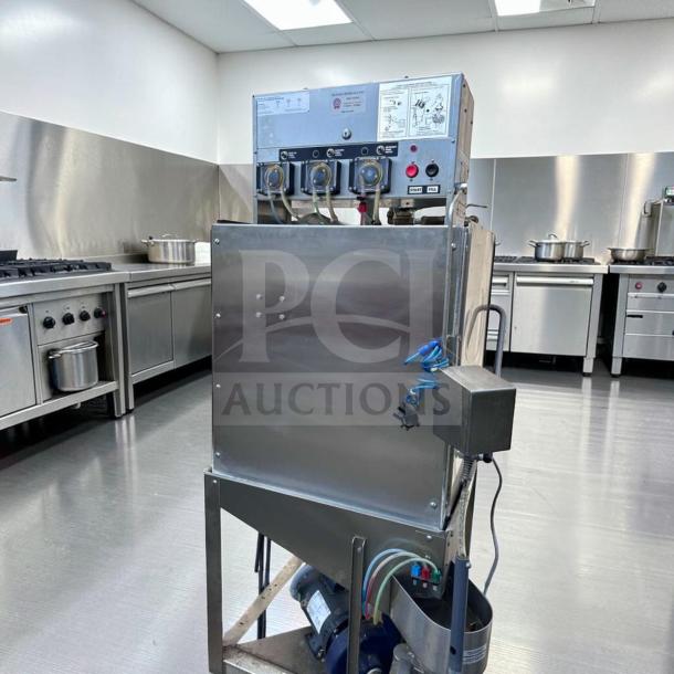 ADS AF-ES Energy Star Pass-Thru Dishwasher, pristine condition, 2-door, single rack, low temp upright, fully tested.