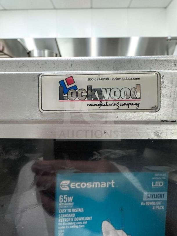 Mobile Lockwood CA72-RR18-R Enclosed Aluminum Tray Transport Cabinet. Excellent condition, NSF certified. Made in USA.