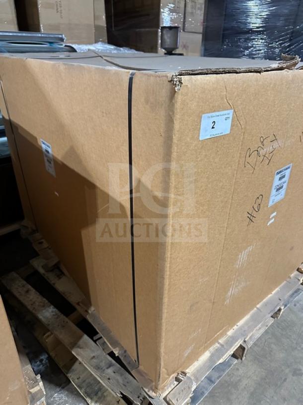 New Southbend P36D-XX 36" 4-Burner Range/Oven in box on pallet. Model: P36D-XX, SN: 22K83344. Natural gas, on casters.