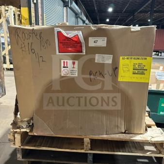 New Hatco GRFHS-PT26 Counter Top Crisp-N-Hold Warming Station in box. Labels indicate model, handling instructions.