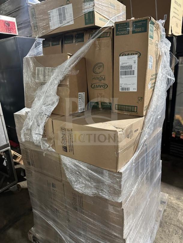 Mixed pallet with 26 Sabert FreshPack dome lid cases, 5 Dart hot beverage lid cases, 1 Classic dessert lid case. Brand new.