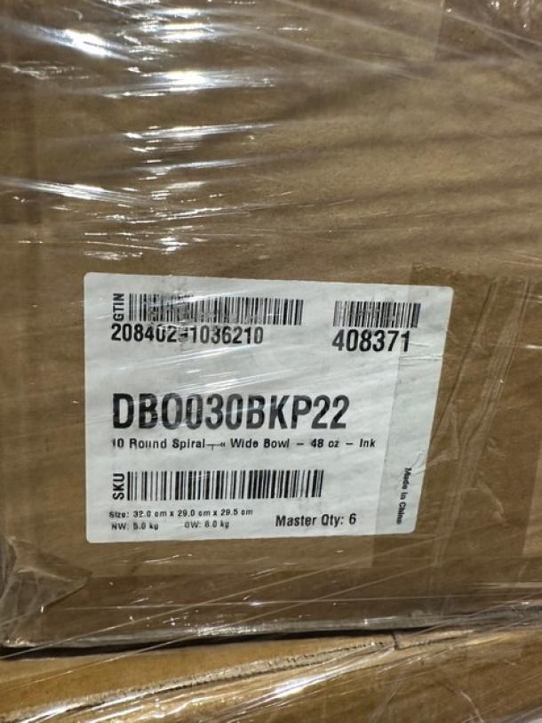 Label on cardboard box showing "DB0030BKP22," 48oz round bowls, master quantity of 6, and product size details in cm.