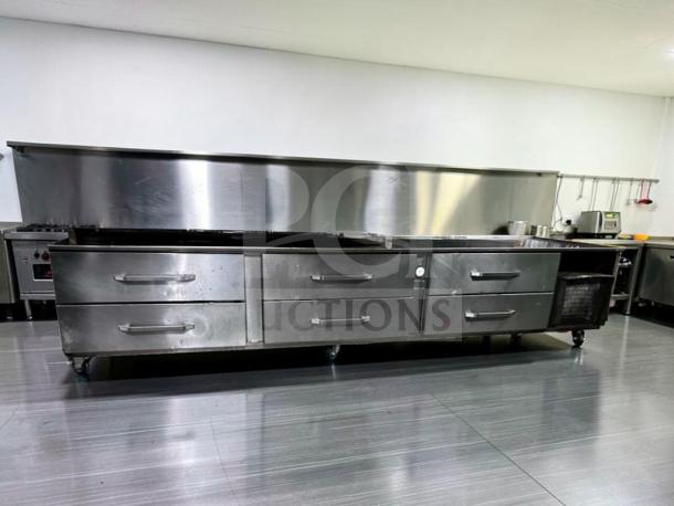 Randell LPRES1L3-120C4 refrigerated stand, 120", 6 drawers, superior condition, self-contained, fully tested.
