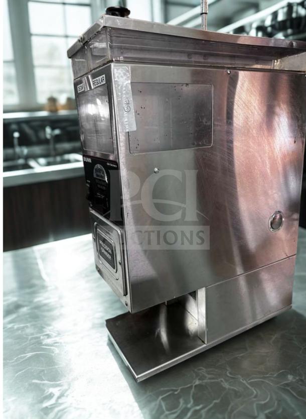 BUNN G9-2 HDS precision coffee grinder in exceptional condition. Commercial bulk grinder, fully tested, 120V, stainless steel body.