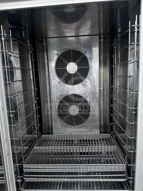 American Panel AP12BCF150-2-P blast chiller, 24 pan capacity, stainless steel, dual fans, 208V/3PH, excellent condition.