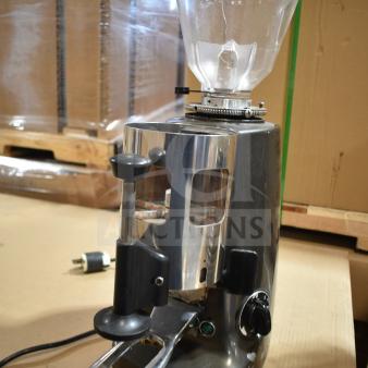 Mazza Luigi Super Jolly Auto espresso machine, missing lid, 220-230V, 1 phase. Visible wear, no additional markings.