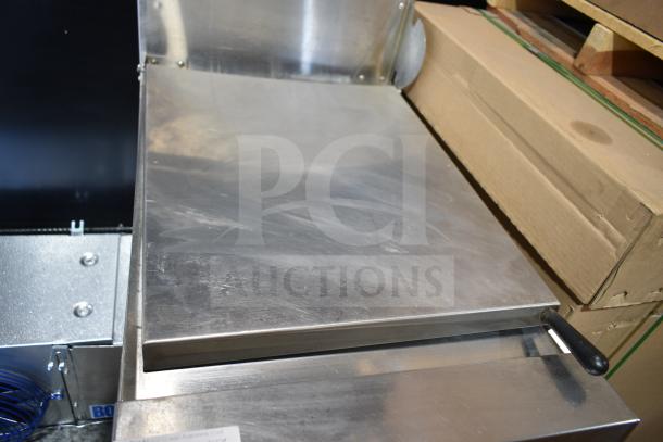 2016 Frymaster FBCR18CSE commercial floor rethermalizer, natural gas, 90,000 BTU, stainless steel, gently used condition.