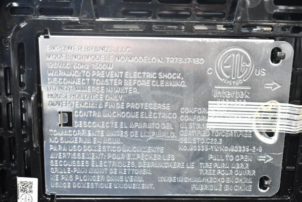 Black & Decker TR7847-18D toaster label, showing model, 120VAC, 1500W specs, safety warnings, and Intertek certification.