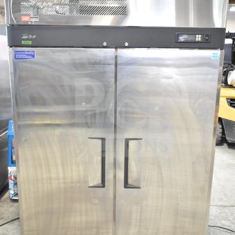 Turbo Air M3F47-2-N commercial 2-door reach-in freezer, stainless steel, 115V, 1 phase, digital display, excellent condition.