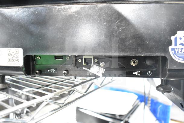 2023 Hobart HTi-7LH4W commercial scale, tested and working. Features USB, Ethernet ports; runs on 120/208-240V, 1 phase.