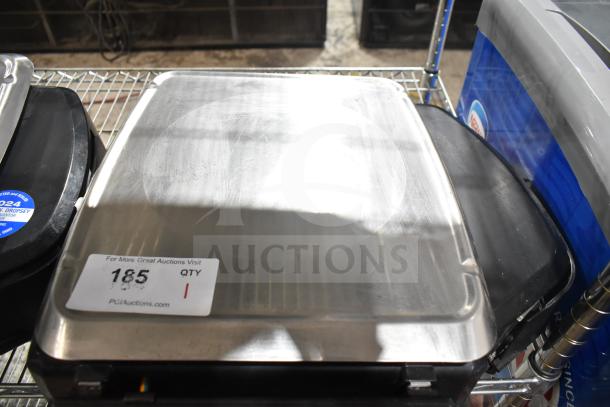 2016 Hobart HTi-7LH commercial food portioning scale, countertop model. Tested and working. Note screen damage.