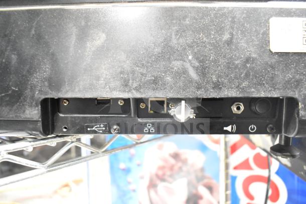 2016 Hobart HTi-7LH commercial scale with visible screen damage, tested and working. Features USB, network ports.