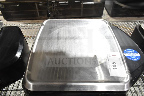 2020 Hobart HTi-7LH4W commercial food portioning scale, tested and working, with durable stainless steel platform.