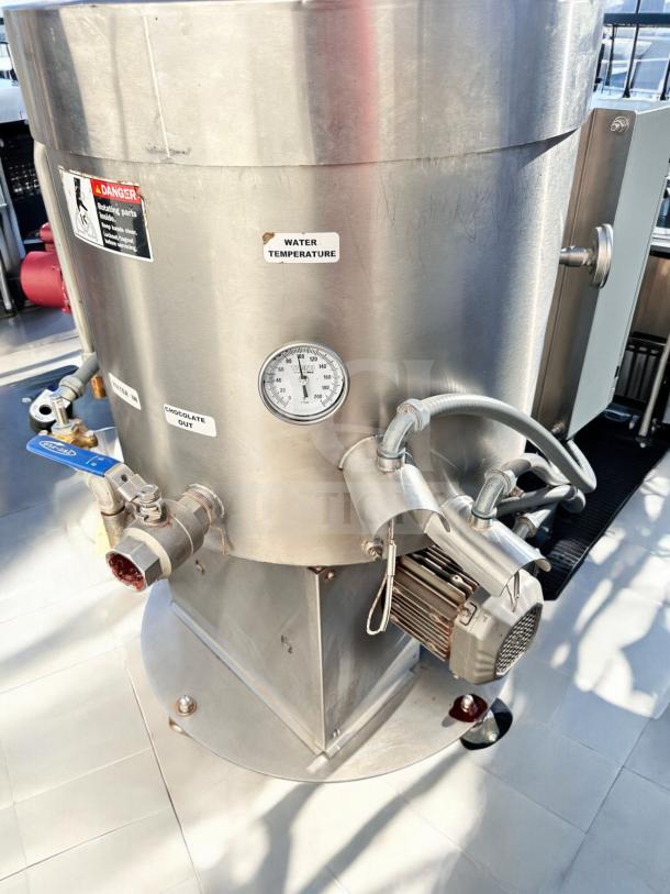 Custom Fabrication BC8N410S chocolate melter, stainless steel, excellent condition, water temperature gauge, tested working.