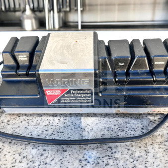 Waring WKS800 Professional Electric Knife Sharpener in elite condition, 120V, fully tested, with fine and coarse slots.