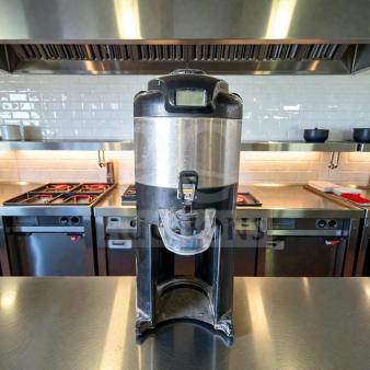 Bunn TF DSG2 Digital Beverage Server, 1.5-gallon capacity, stainless steel, with stand, outstanding condition, fully tested.