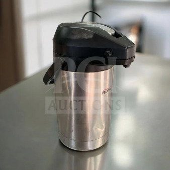 BUNN Airpot stainless steel thermal server, 3.0L capacity, lever lid, excellent condition, tested and working.
