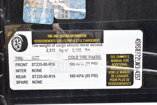 Label on 2020 Southern Dimensions Group trailer with tire and loading info: ST235-80-R16, 586 KPA, VIN 4S9S1EF22LW364357.