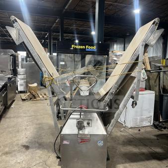 Nice! Moline Floor Style Heavy Duty Commercial Reversible Coneyorized Dough Sheeter! With Foot Pedal! 220V! 3 Phase!