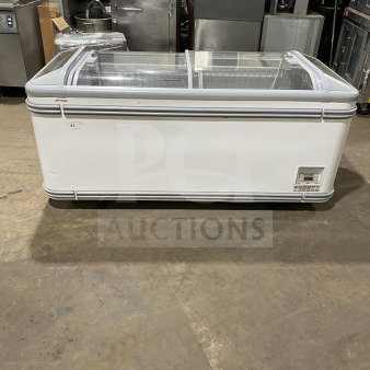 AHT MALTA 185(-)LAD commercial sliding door chest freezer, SN: 30339300000810; 120V, 1 phase; in used condition.