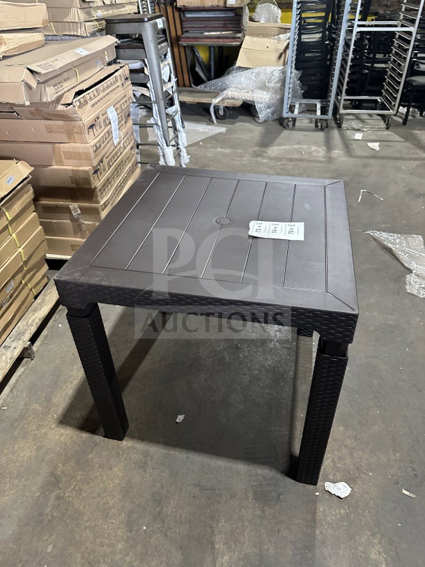 Rainbow Arizona Masa dark brown polypropylene rattan table, 80x80cm, brand new, heavy-duty commercial use.