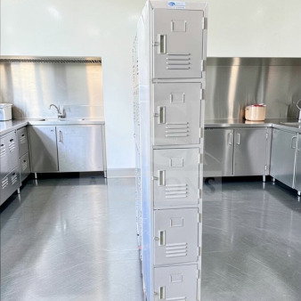 GSW ELS-5DR commercial 5-tier storage locker in steel, well-maintained, fully inspected, ready for use.