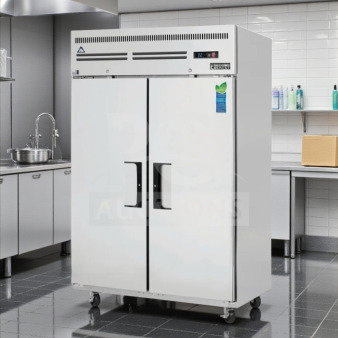 Everest ESR2 commercial reach-in refrigerator, 48 Cu. Ft., two-section, NSF/ETL listed, fully tested, excellent condition.