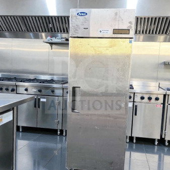 High-grade Atosa MBF8004GR 28.7" commercial reach-in refrigerator, 21.4 Cu. Ft., ENERGY STAR®, ETL Listed, fully tested.