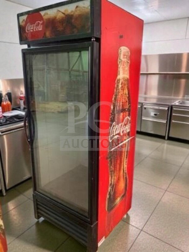 True GDM-26-HC-TSL01 commercial glass door refrigerator, premium condition, 115V, Coca-Cola branding, fully tested.