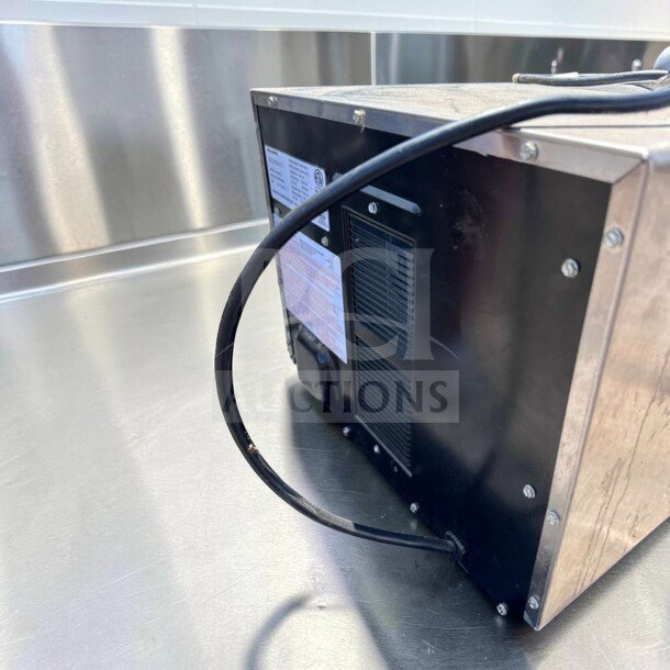 Amana MDC182 Menumaster Commercial Microwave Oven, 1800W, 208-240V, exceptional condition, fully tested, rear view with cable.
