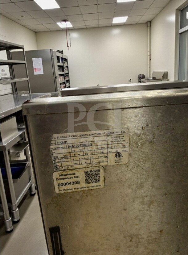 BKI FKM-F 75 lb Commercial Electric Pressure Chicken Fryer in top-tier condition. Label shows model, serial number 040120TS0733.