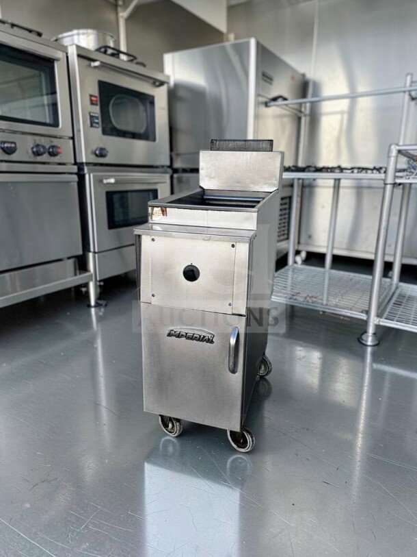 Imperial IPC-14NG 12-gallon gas pasta cooker in pristine condition, stainless steel, 105,000 BTU, tested and operational.