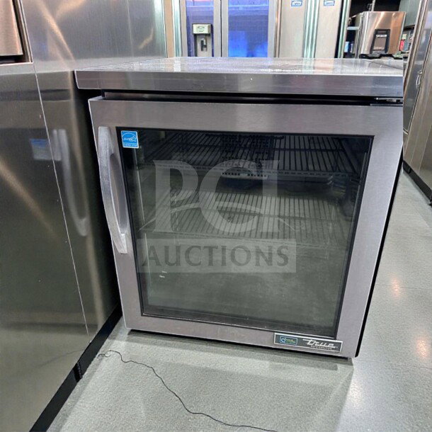 True TUC-27G-LP-HC~FGD01 undercounter refrigerator, glass door, stainless steel, excellent condition, 115V.
