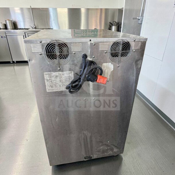 Commercial-grade Alto-Shaam 1000-TH-II Cook & Hold Oven, stainless steel, classic controls. Fully tested, 120V, superior condition.