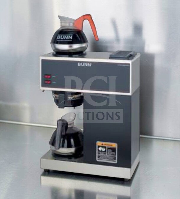 Bunn VPR Pourover Coffee Brewer with dual warmers, superior condition, UL & NSF listed, fully tested and operational.