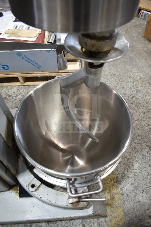 Hobart P660 60 Quart Planetary Dough Mixer with bowl and hook, industrial condition, 208-240V, 3 phase.