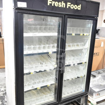 True Commercial 2 Door Reach-In Cooler Merchandiser, features glass doors, "Fresh Food" display, 115V, 1 Phase, used condition.