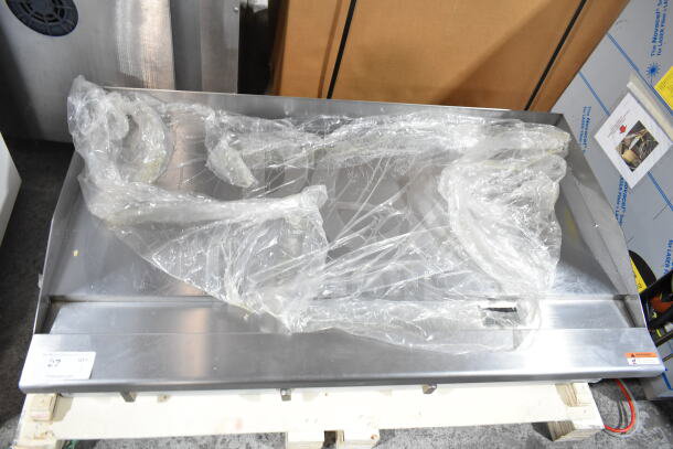 Brand new Cooking Performance Group G-CPG-48-M 48" electric countertop griddle, 208/240V, scratch and dent condition.