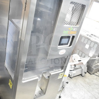 LATE MODEL JBT 2ND-GEN-MFJ-HE Fresh N Squeeze citrus juicer, floor style, on commercial casters, missing back left caster.