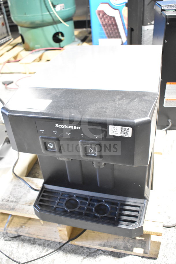 BRAND NEW 2025 Scotsman W-HID207ABX-1A countertop water and nugget ice dispenser, 196 lb capacity, 7 lb storage, push-button.